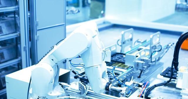 中國大舉“造芯”：7個(gè)月進(jìn)口1855億芯片設(shè)備，創(chuàng)新紀(jì)錄(圖5)